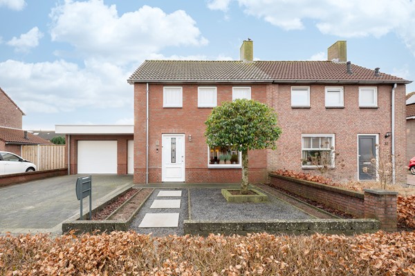 Medium property photo - Julianastraat 34, 4741 BW Hoeven